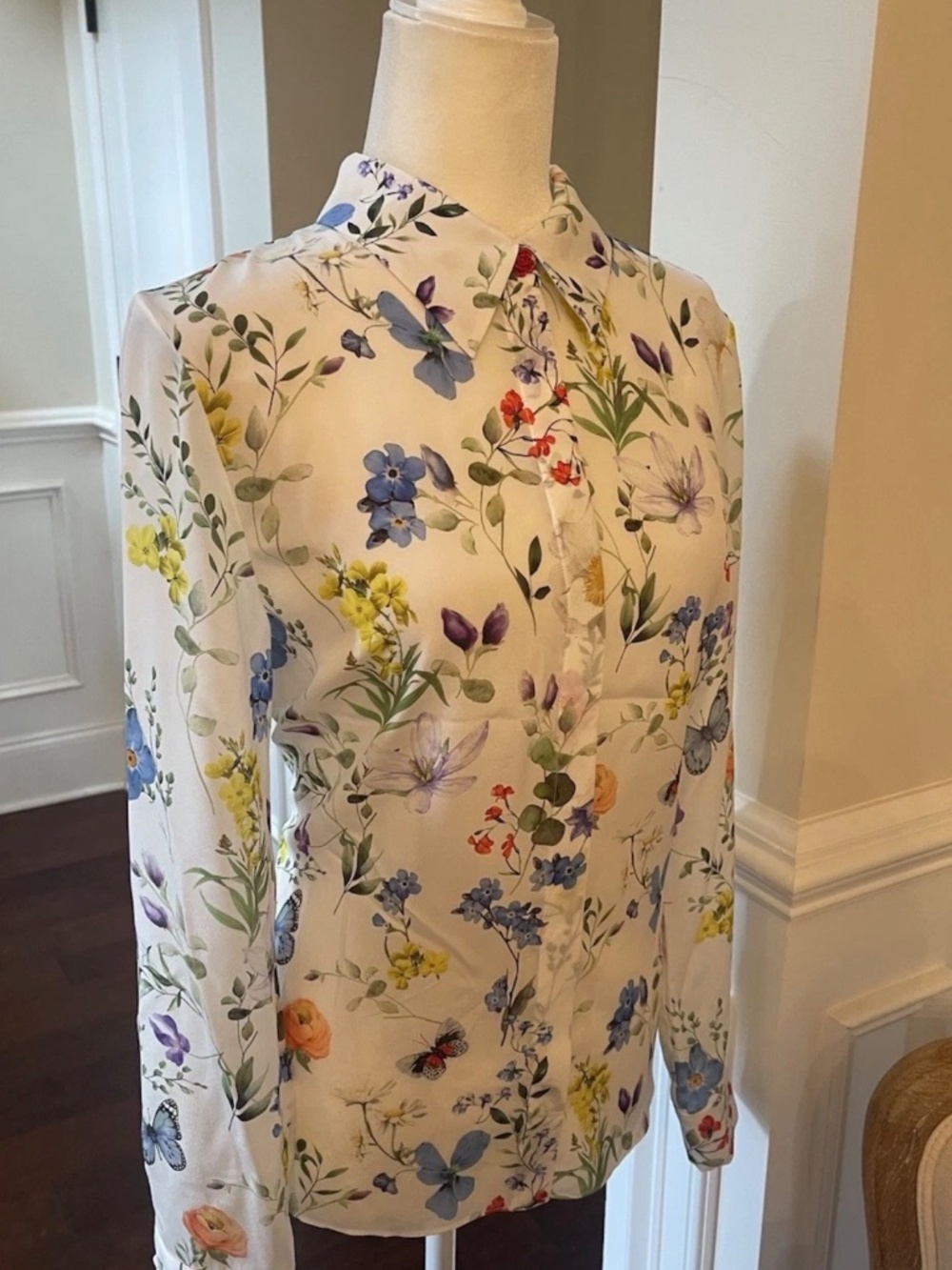 Alice + Olivia Willa Silk Floral Blouse In Twisting Vines White NWT Sz XL - Picture 6 of 15